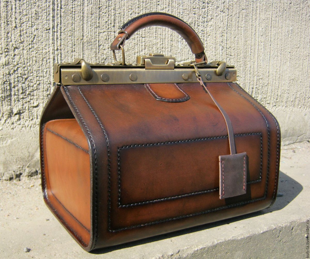 Старый саквояж