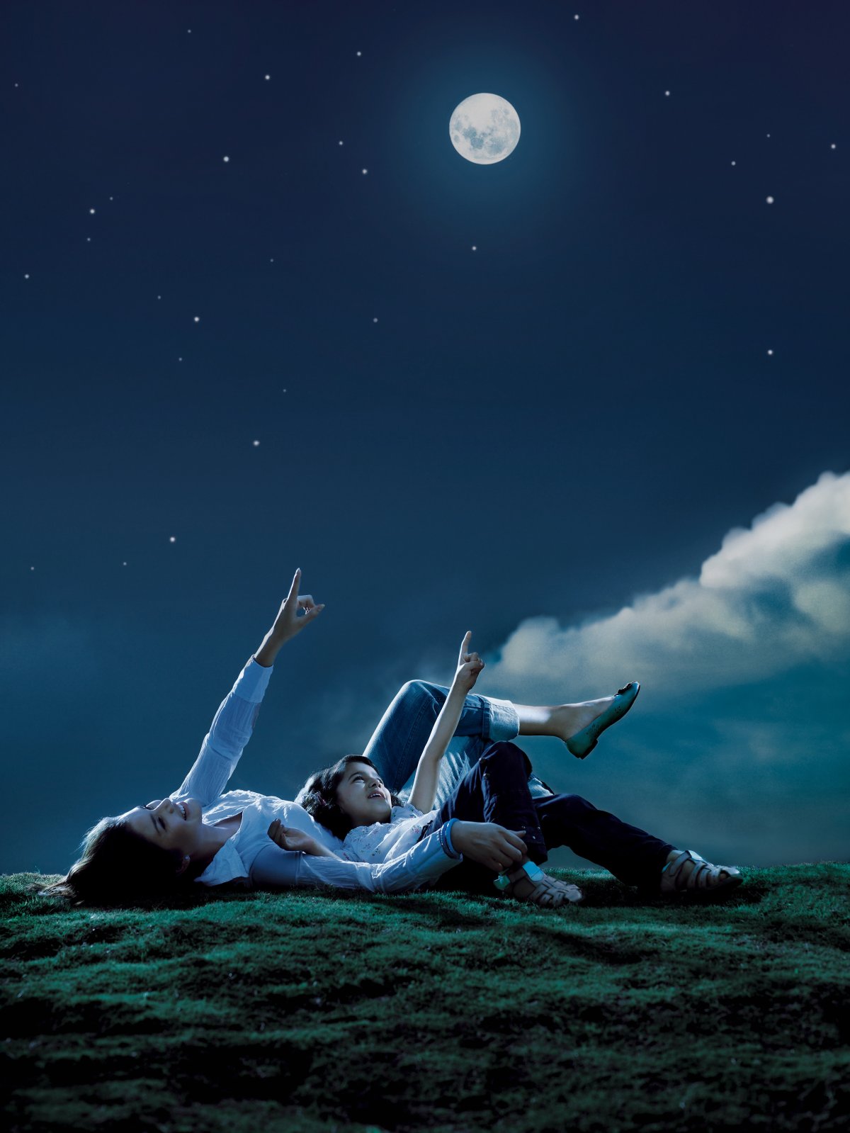 Девушка Луна арт