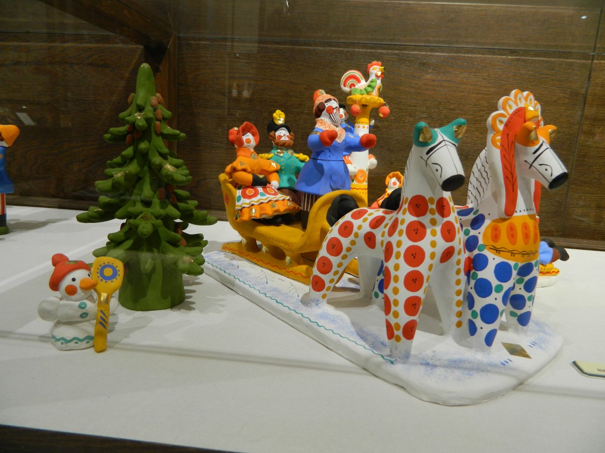 Мезрина Анна Афанасьевна мастерица дымковской игрушки