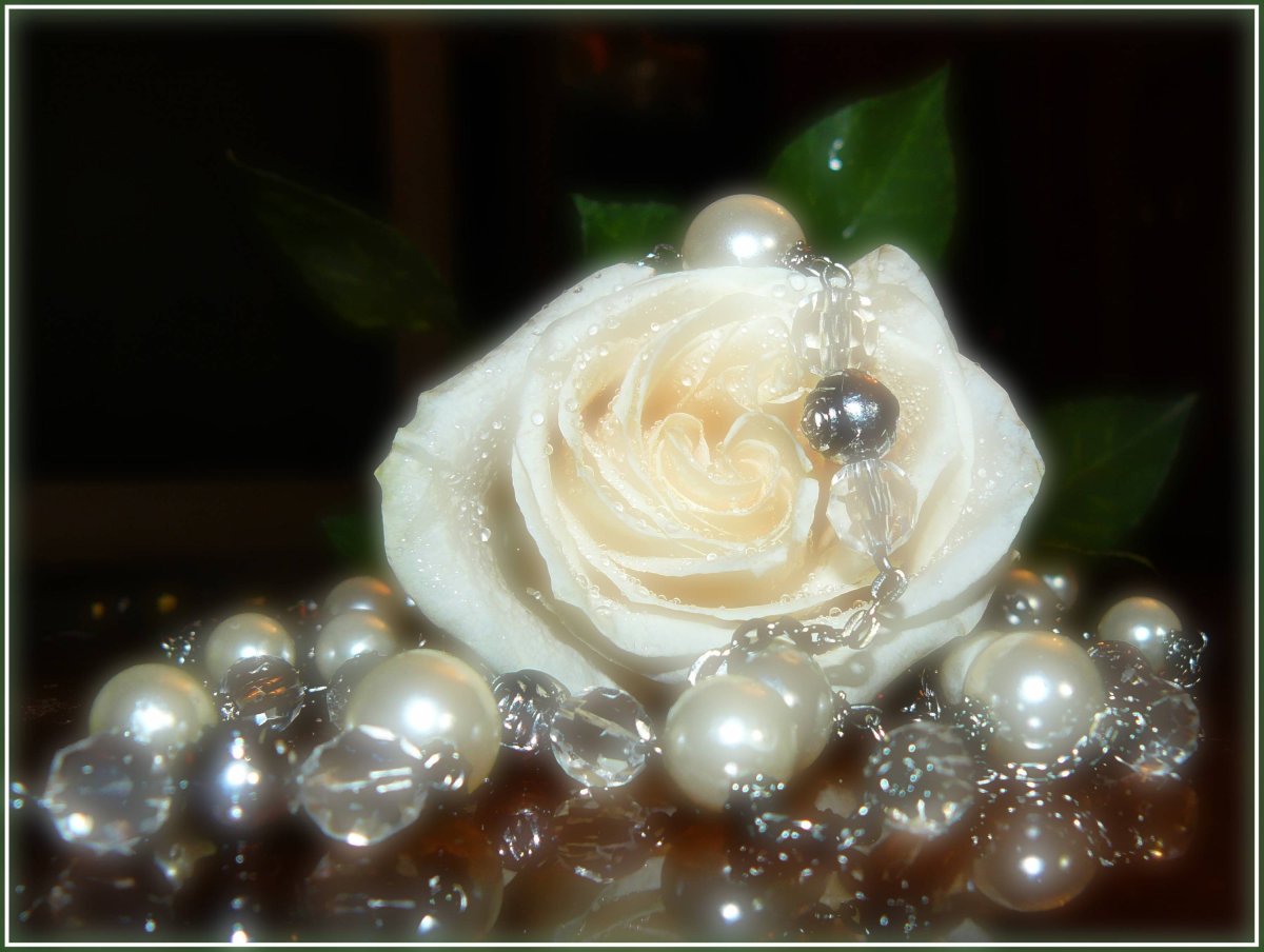 Розочки с жемчугом