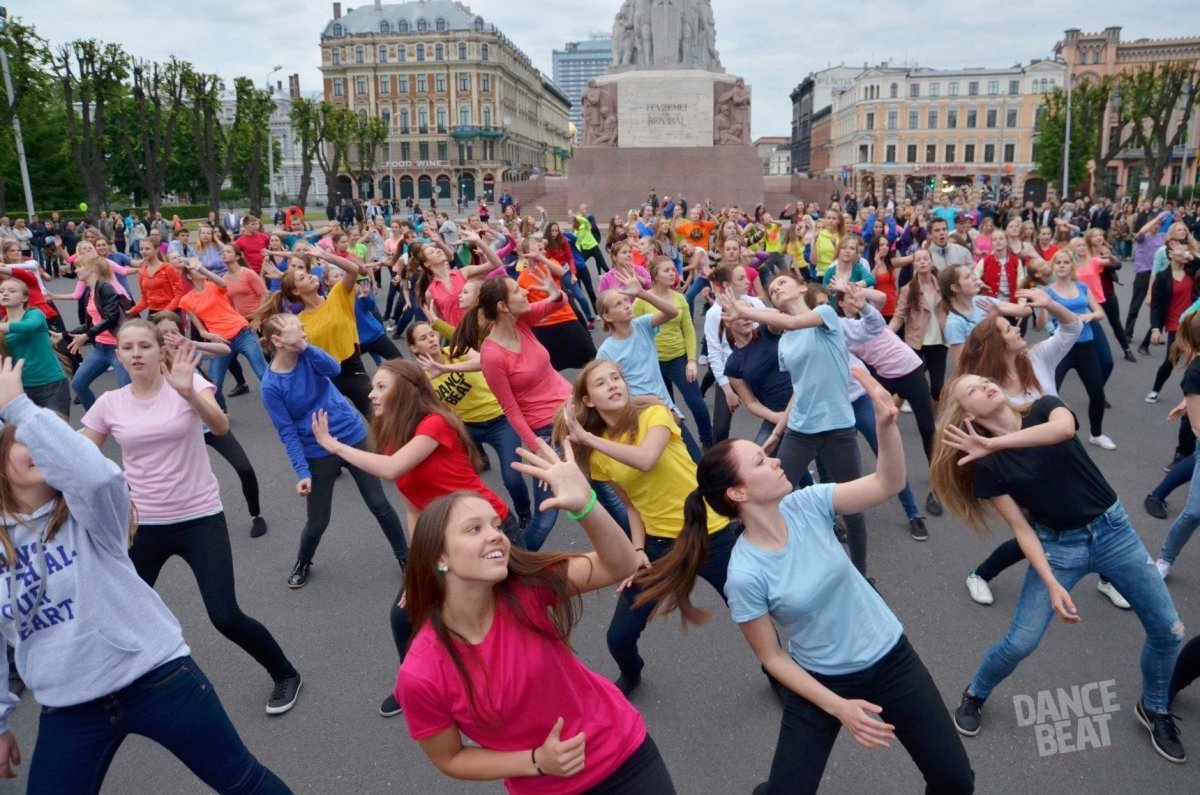 Сердце из людей