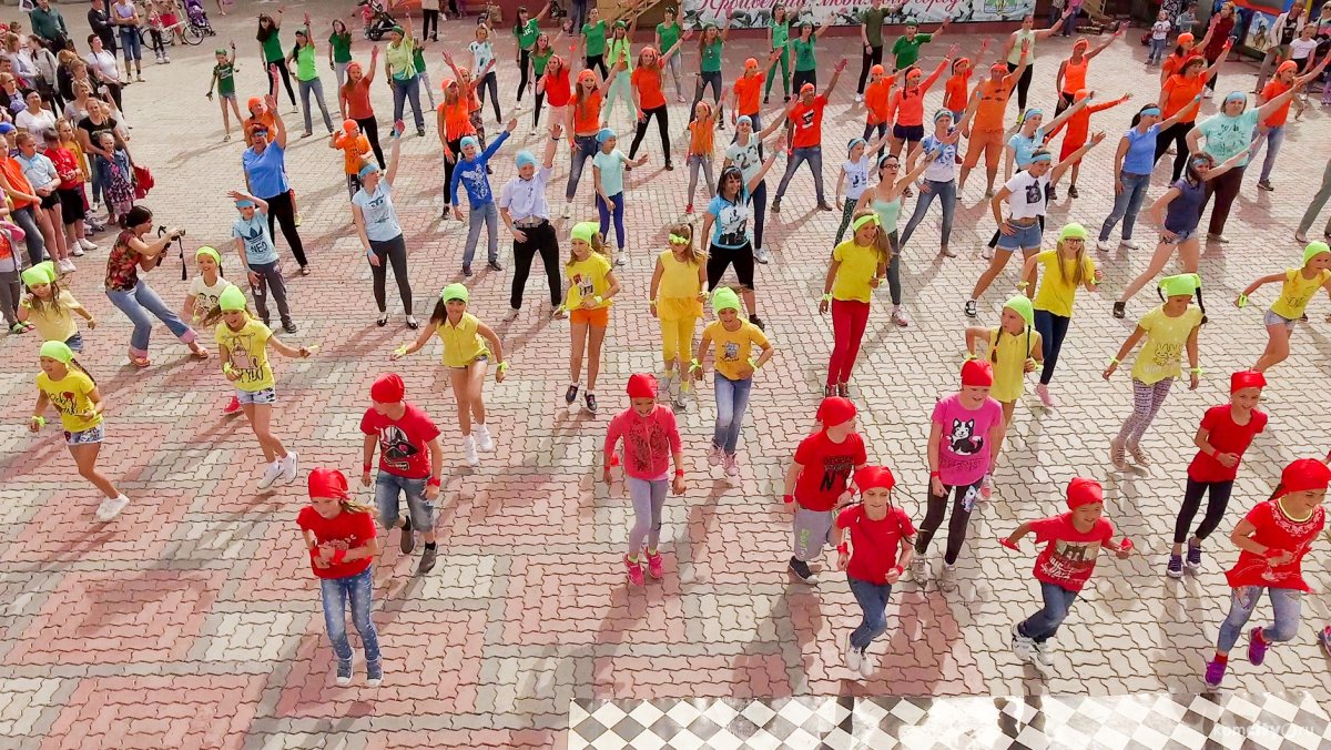 Танцевальный флешмоб