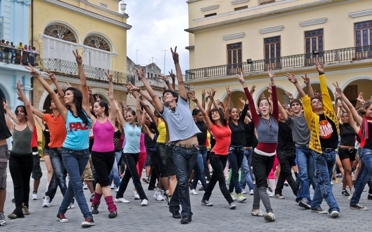 Флешмоб ко Дню России