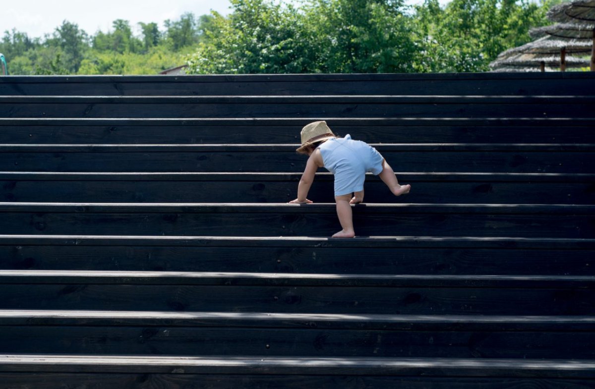 Человек на лестнице