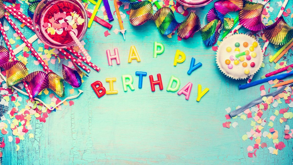 Креативный фон с днем рождения