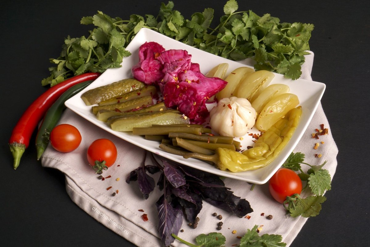 Бочковые соленья ассорти