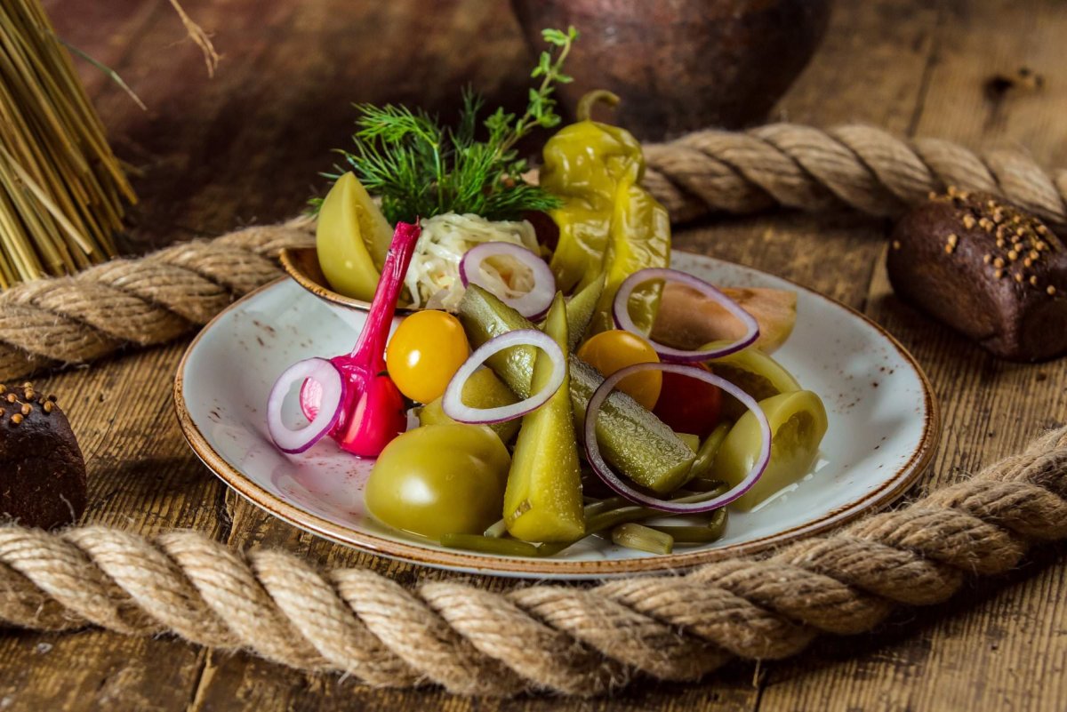 Красивая подача солений