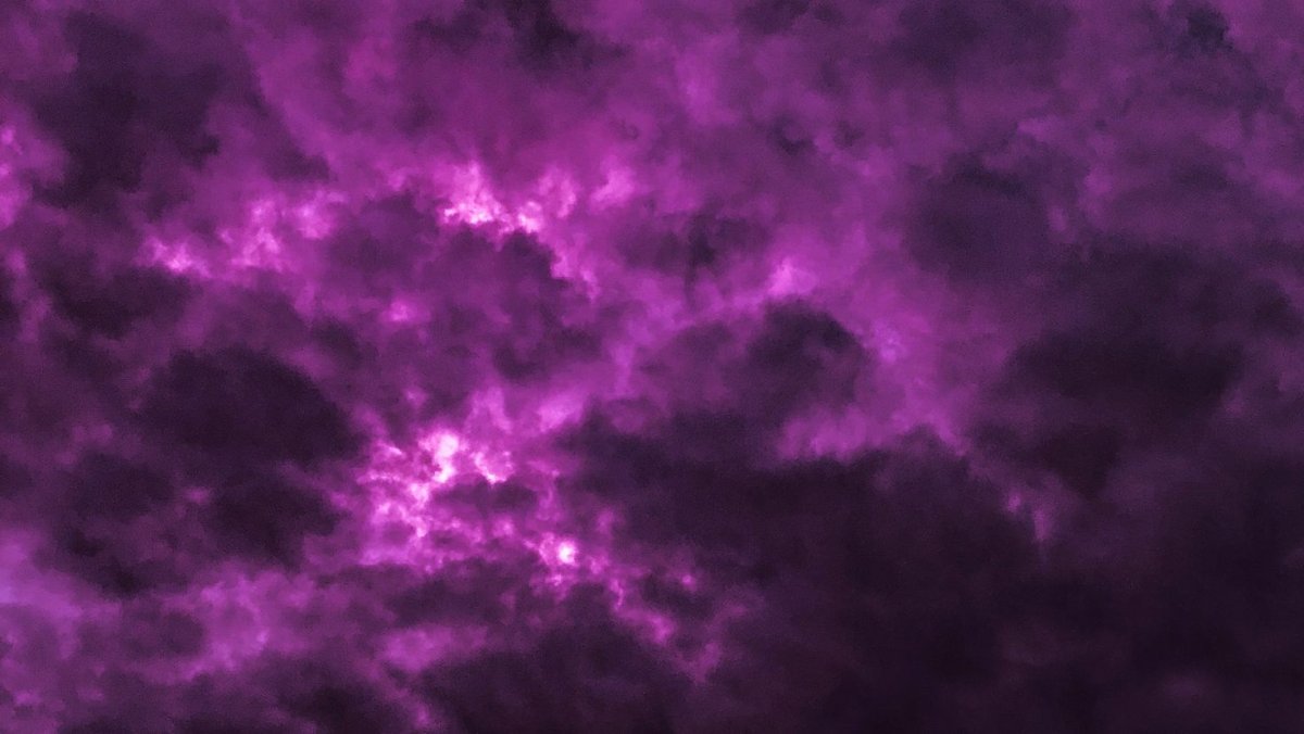 Фиолетовое небо