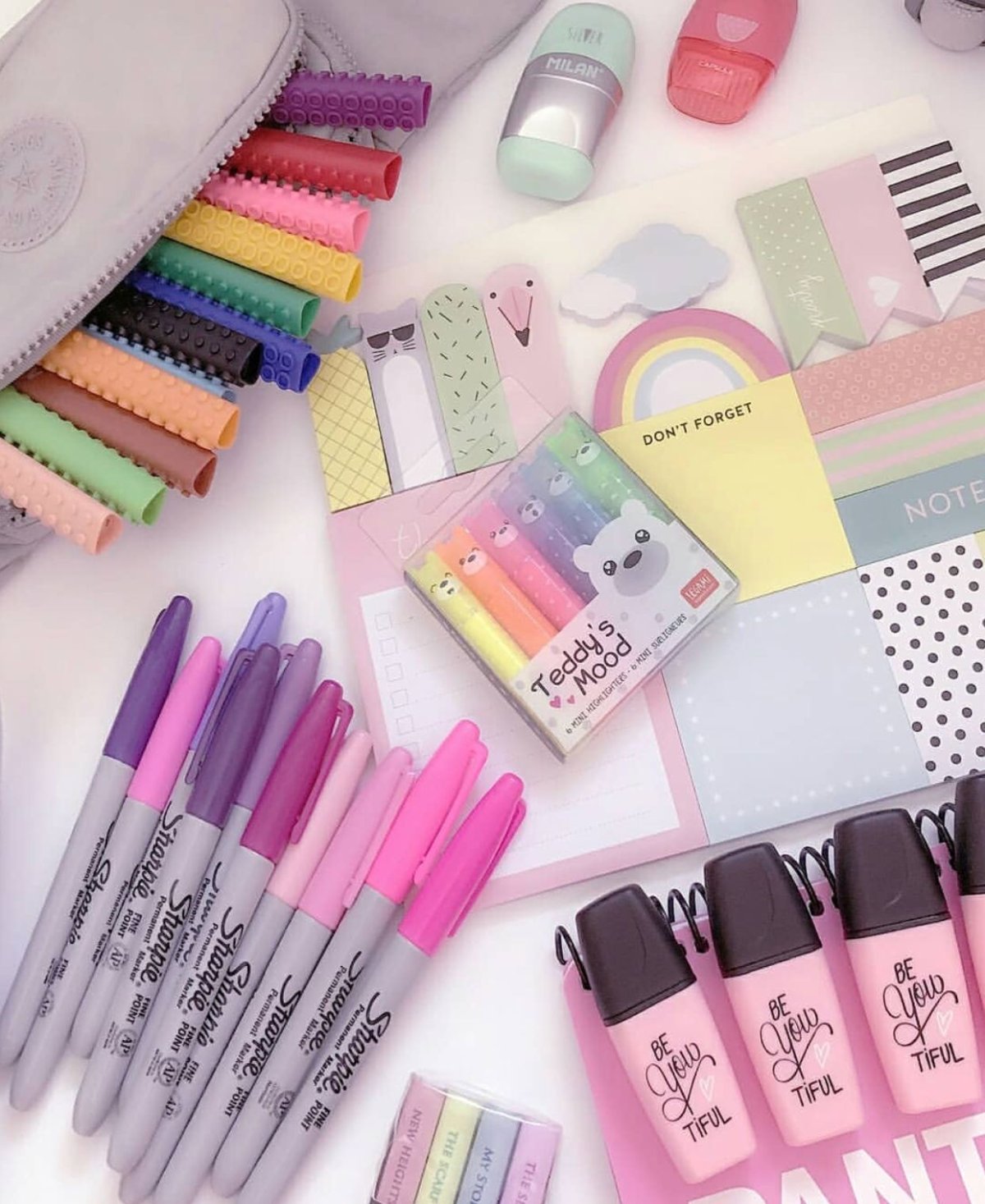 Эстетичная канцелярия