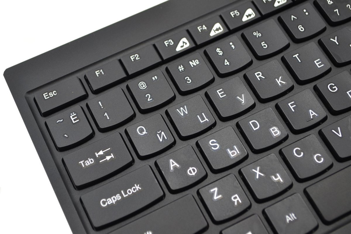 Клавиатура компьютера крупным планом