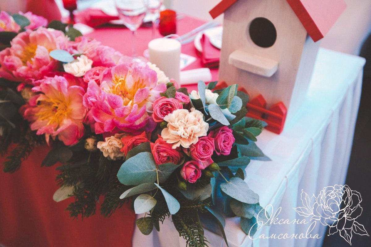 Коралловая свадьба на море