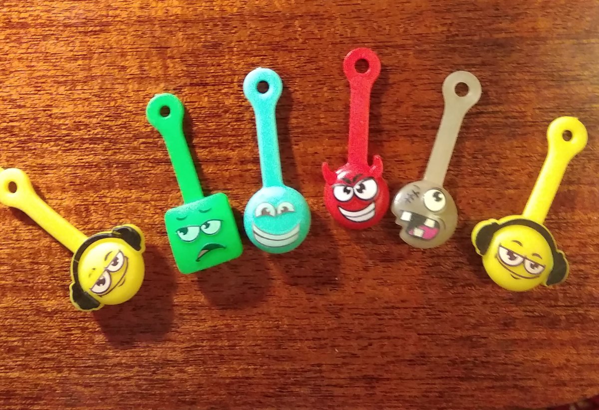 Юбилейный Скрепыш 2 из магнита