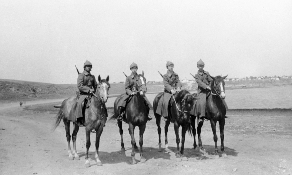 Николай Бурляев Неуловимые Мстители