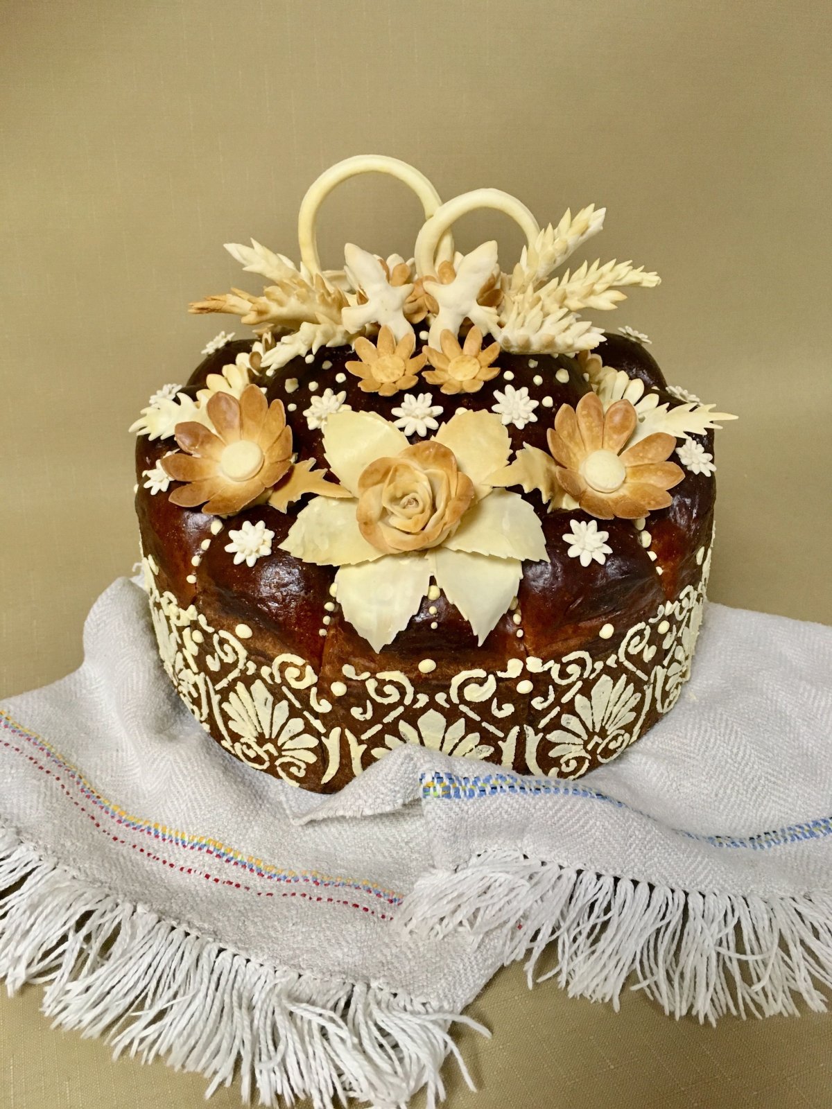 Свадебный каравай с колосками