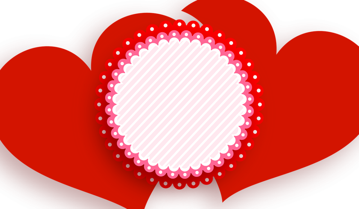 Рамка в виде сердечка круглая