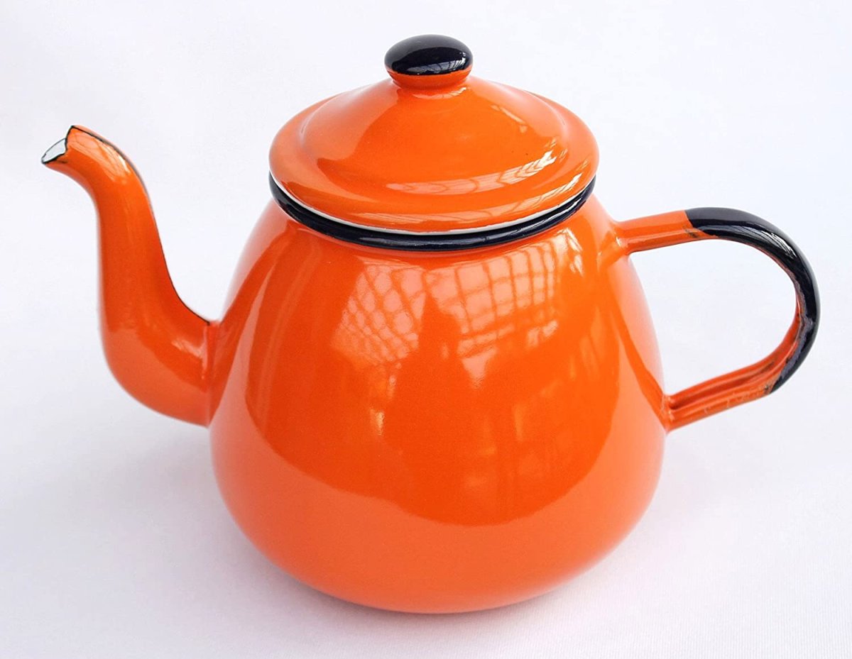 Заварник с зеленым чаем