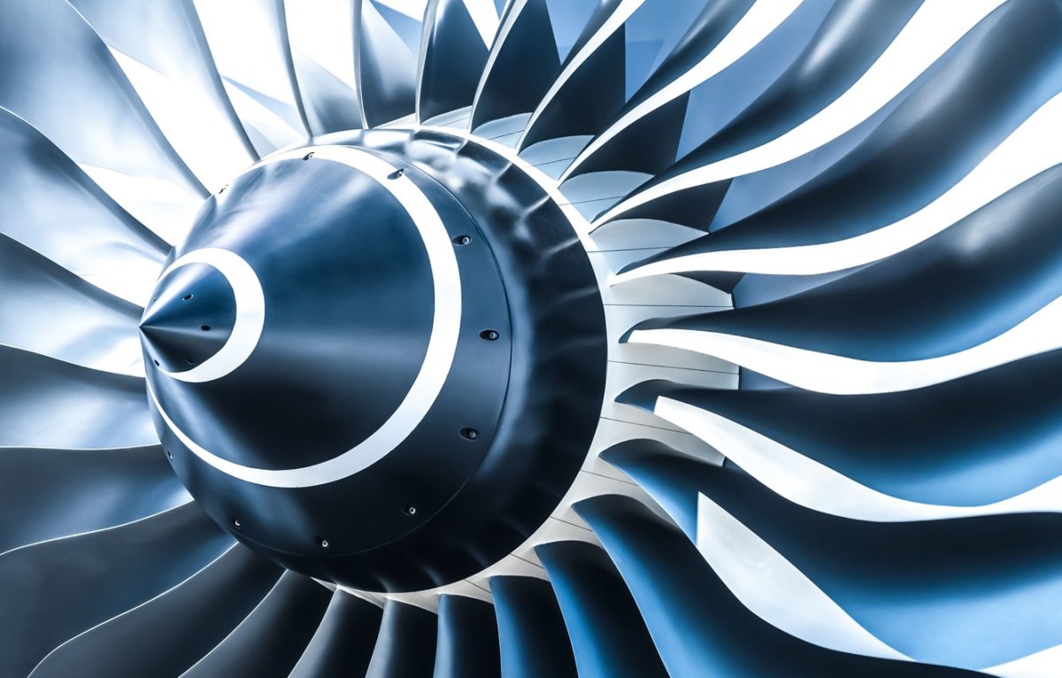 Лопасти турбореактивного двигателя