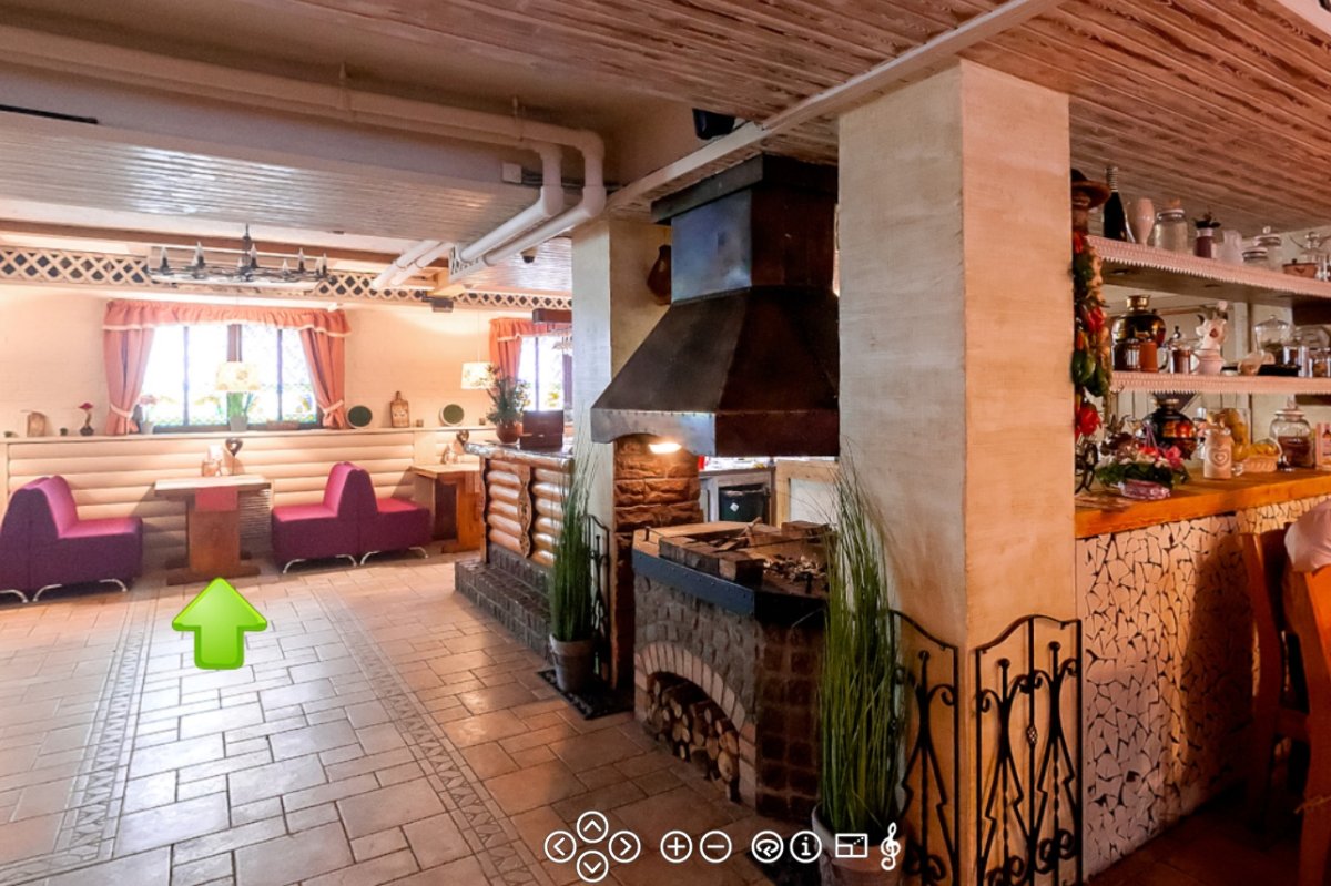 Дети в народных костюмах