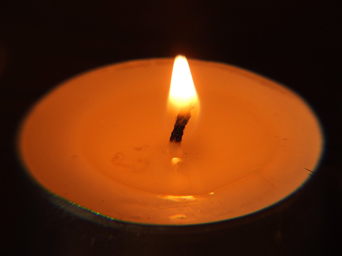 Горение свечи фото