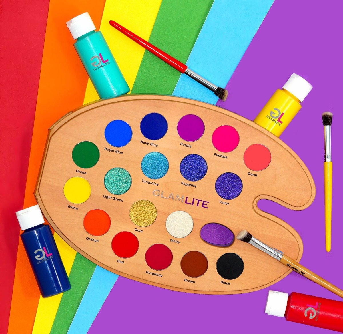 Кисти и краски