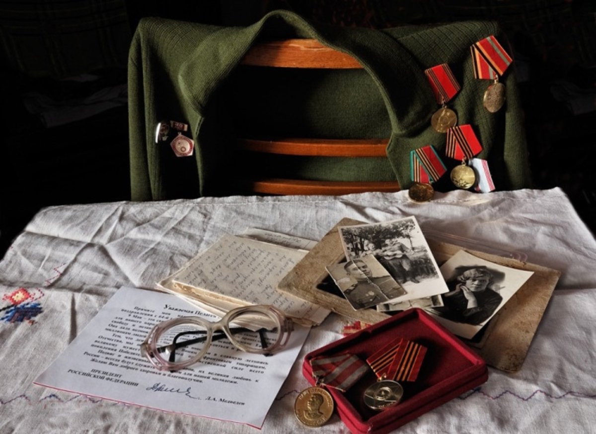 Симонов сороковые