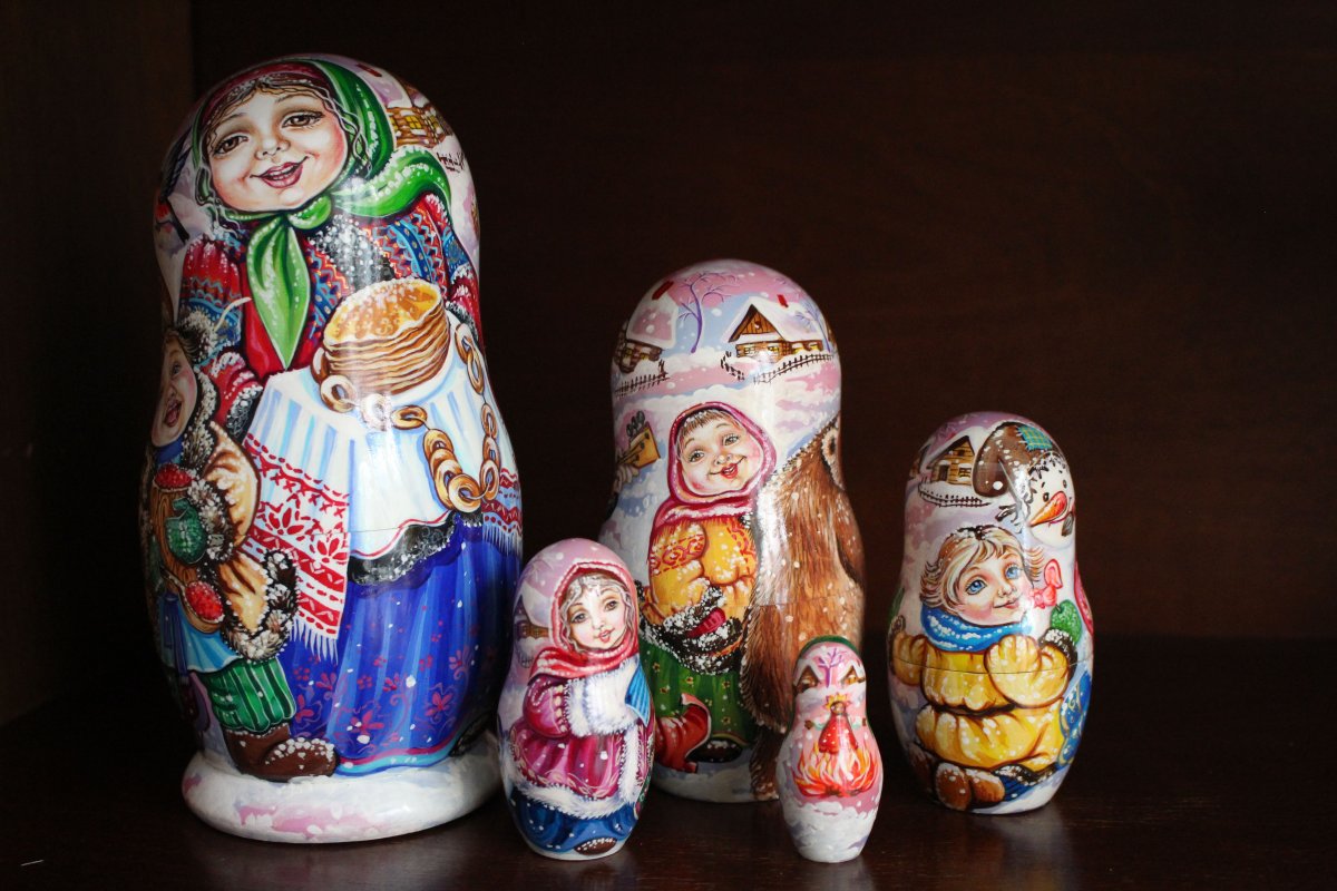 Людмила Чмелева матрешки