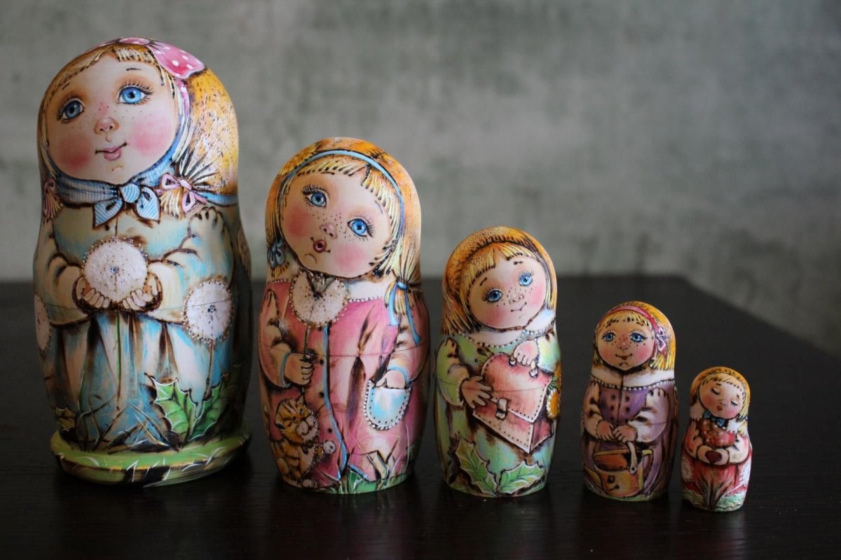 Людмила Чмелева матрешки