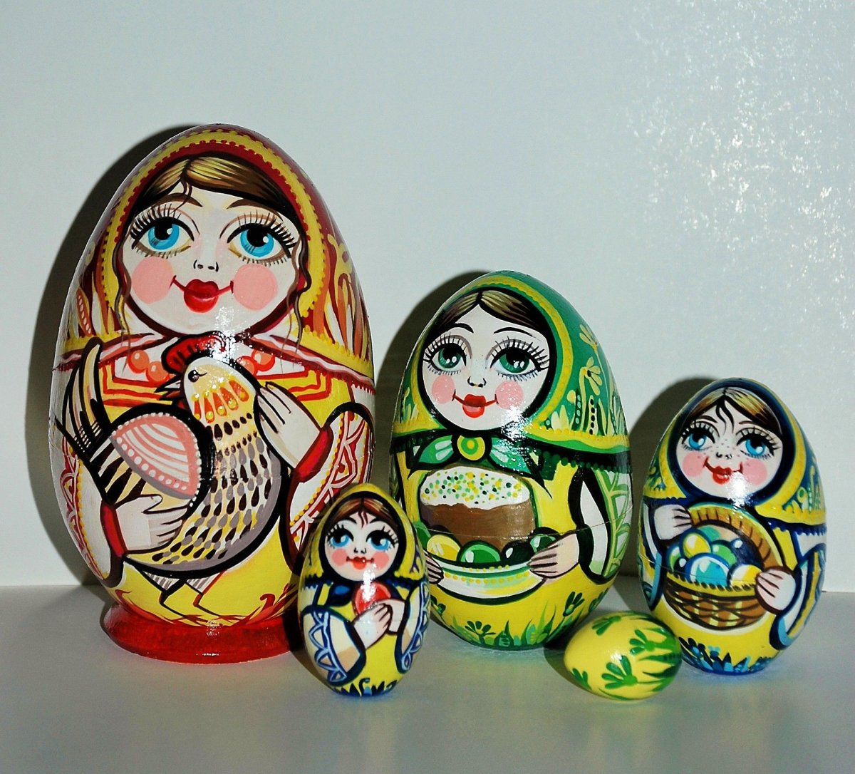 Матрешки разных народов мира