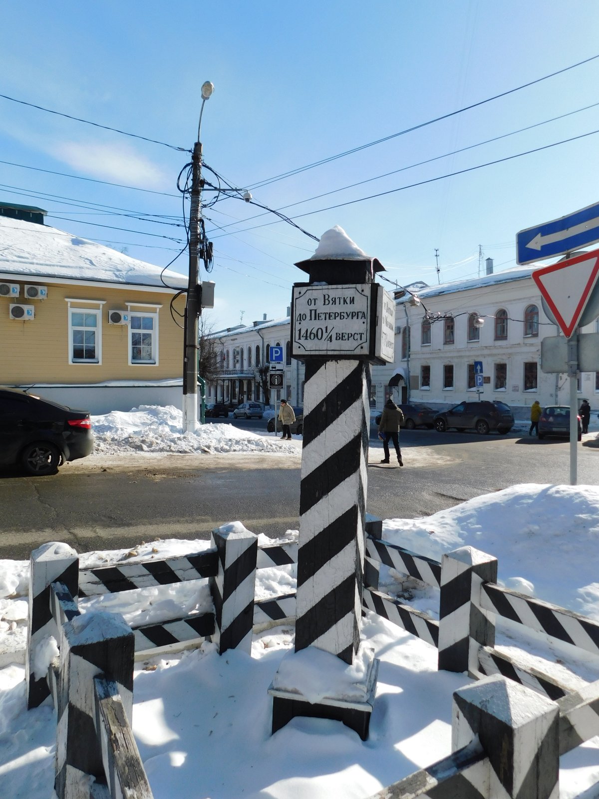 Первые верстовые столбы в России