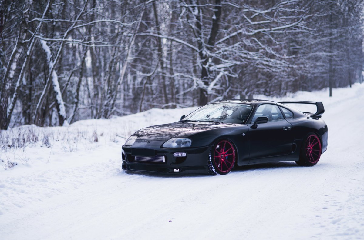 Тойота Супра заряженная