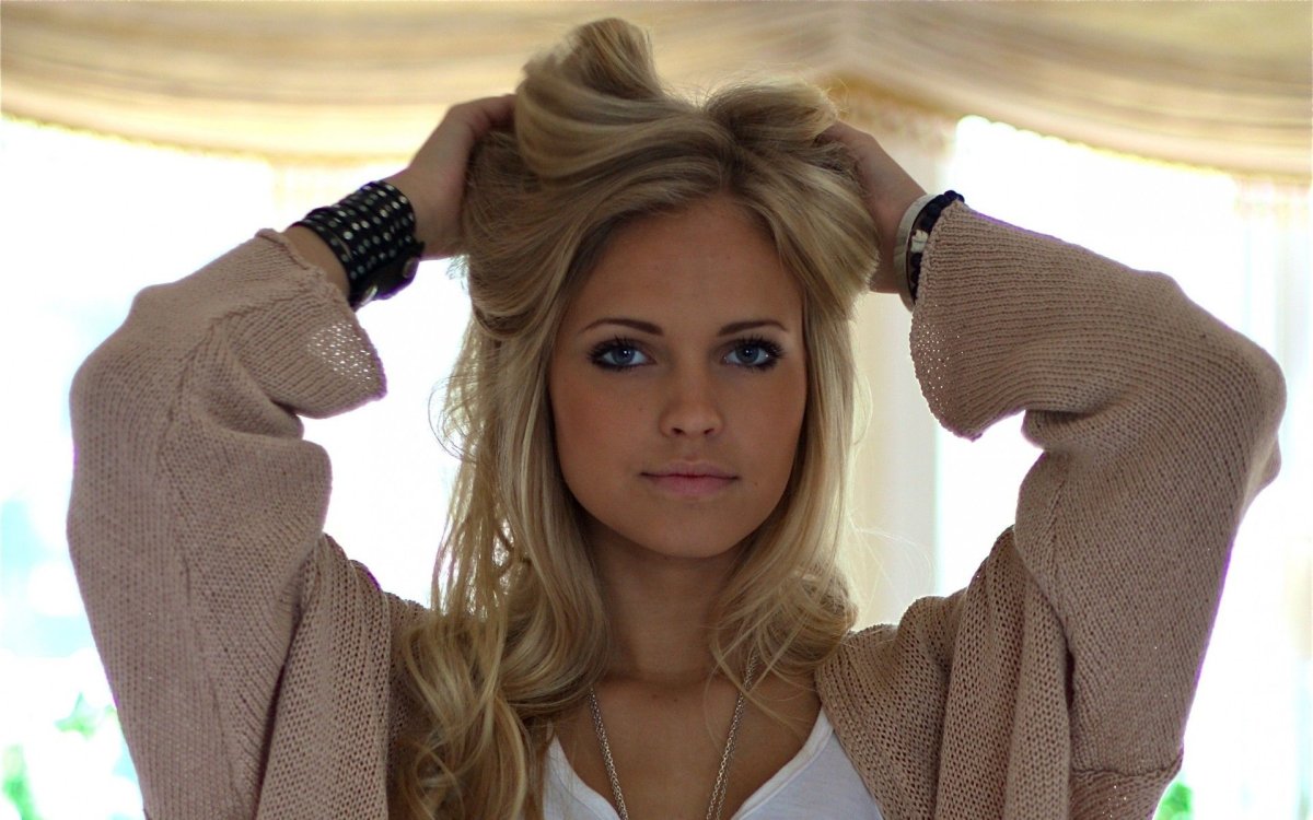 Эмили Мари Nereng 36 лет