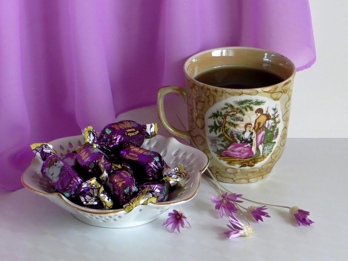 Утро чай конфеты