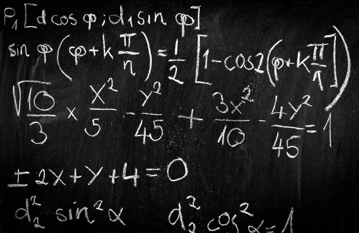 Доска с формулами фон