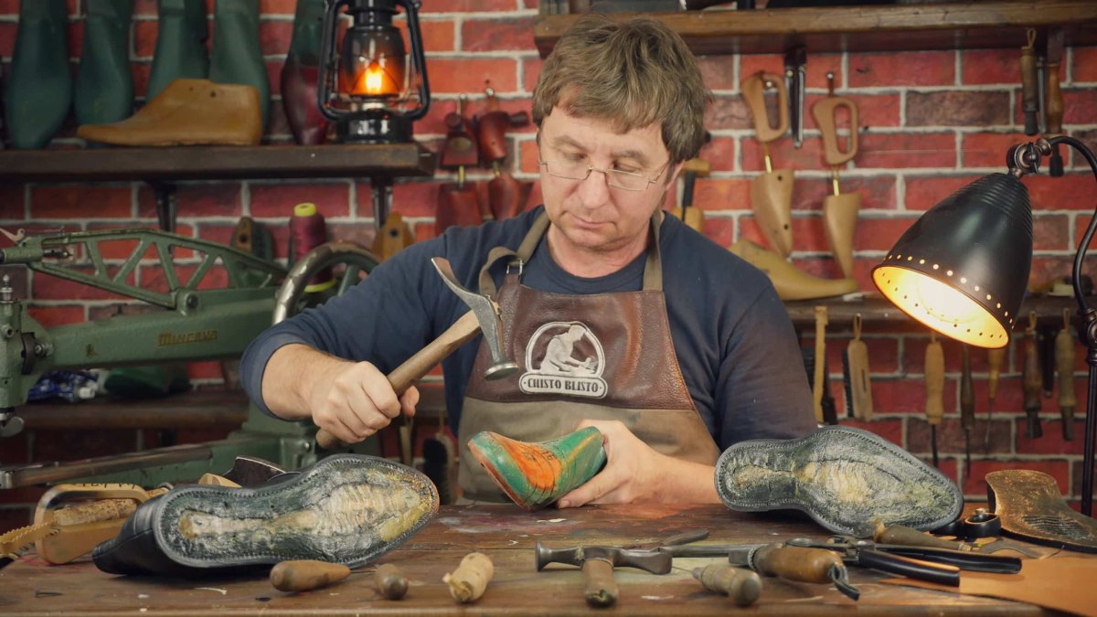 Сапожные мастерские