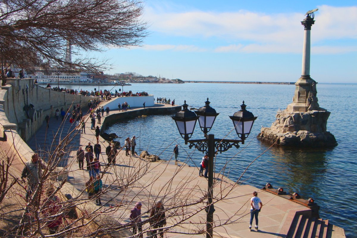 Крым Севастополь набережная