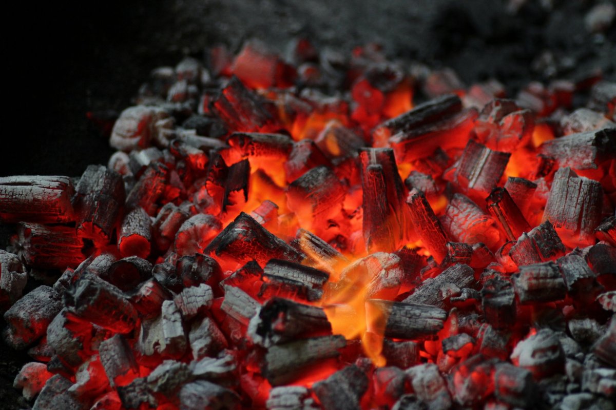 Красивый уголь