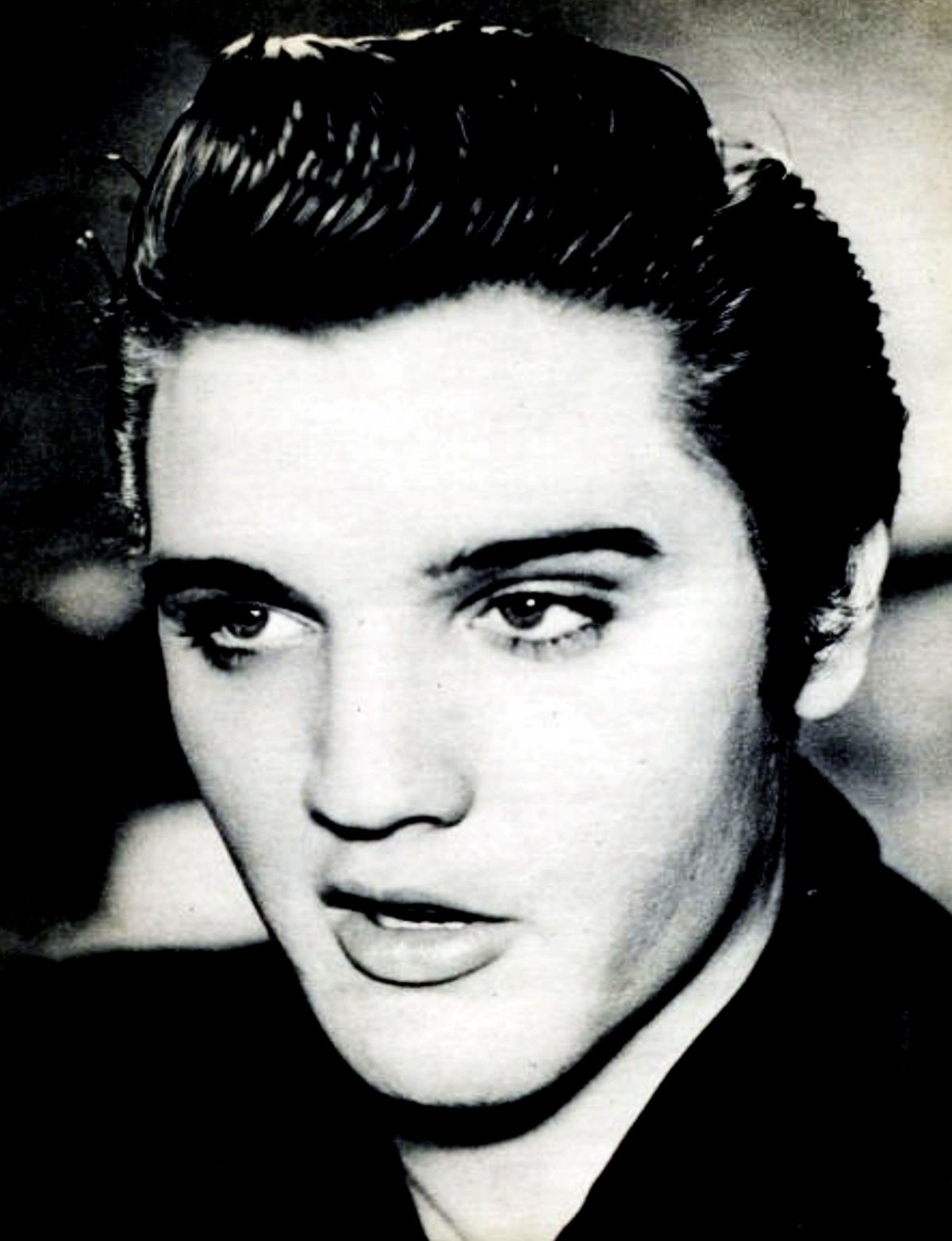 Прическа Элвиса Пресли