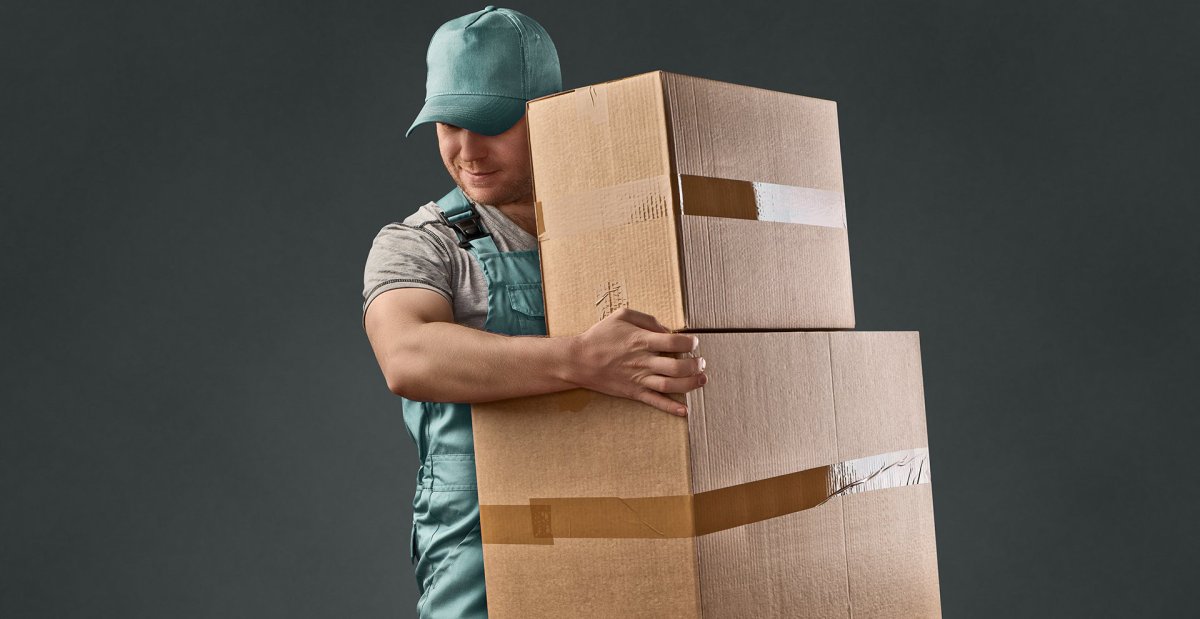 Мужчина грузчик