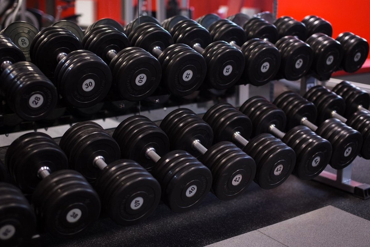 Ik 500-25 гантель профессиональная хром/резина, 9 кг.