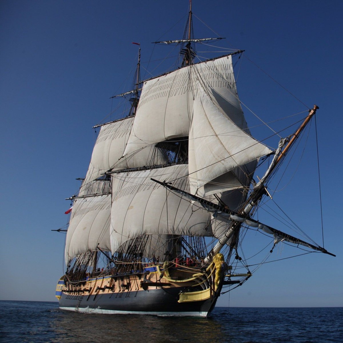 Парусный корабль l Hermione