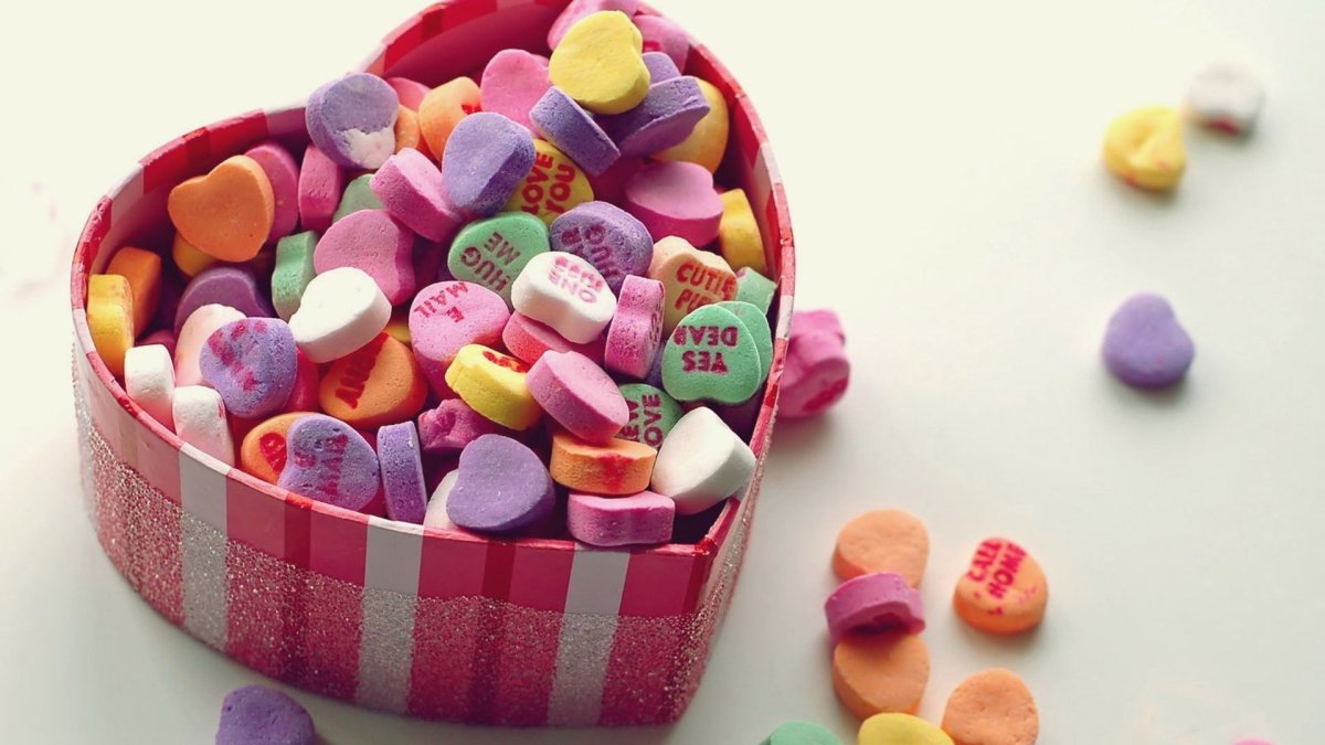 Разные мультяшные конфетки