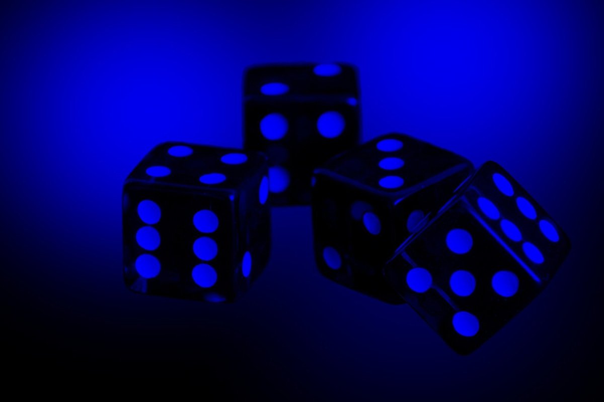 Красивые игральные кубики