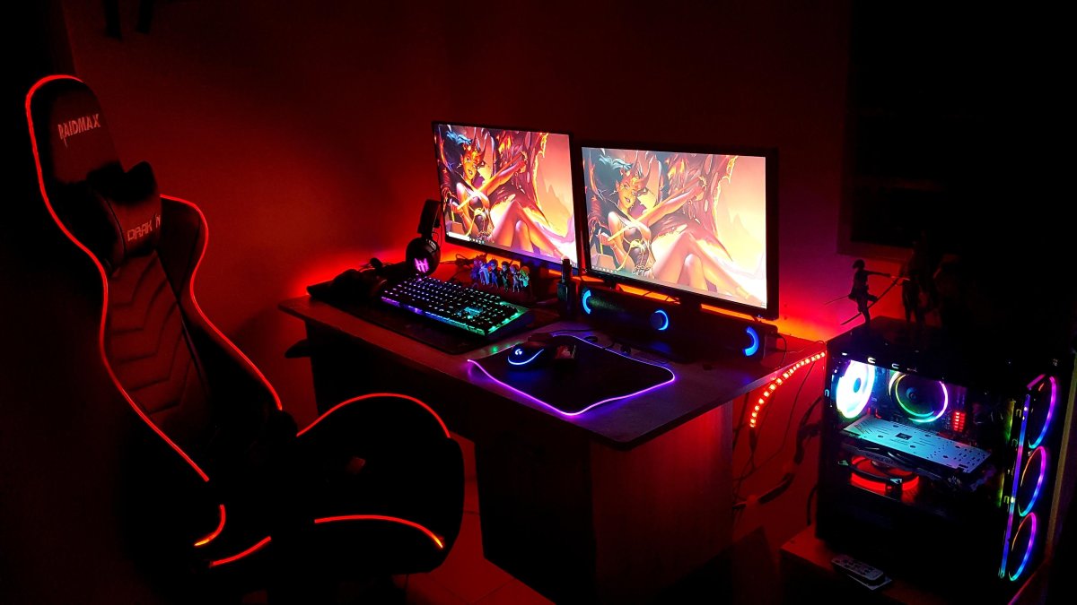 Игровое место с подсветкой