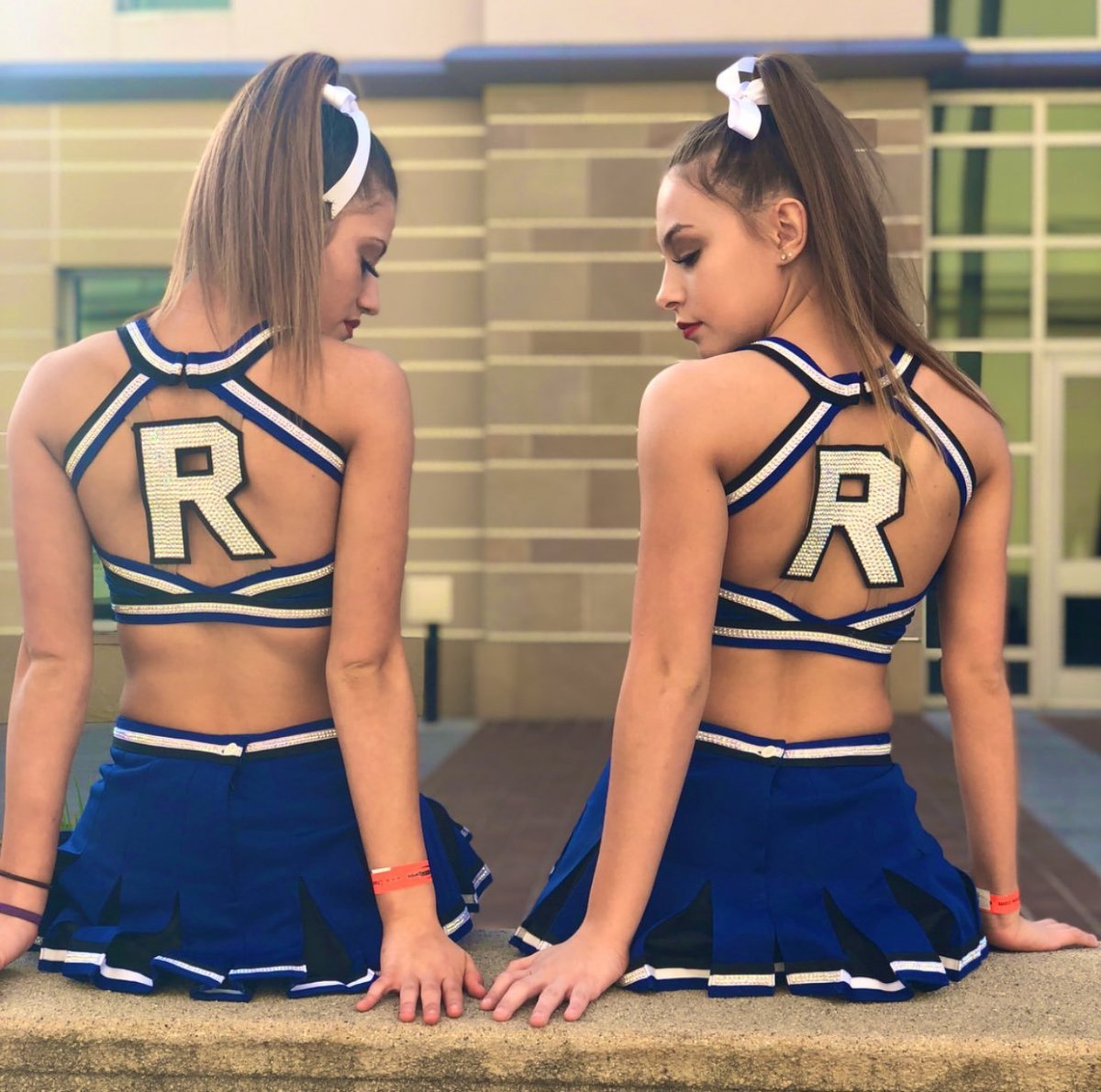 Костюм капитана черлидерш