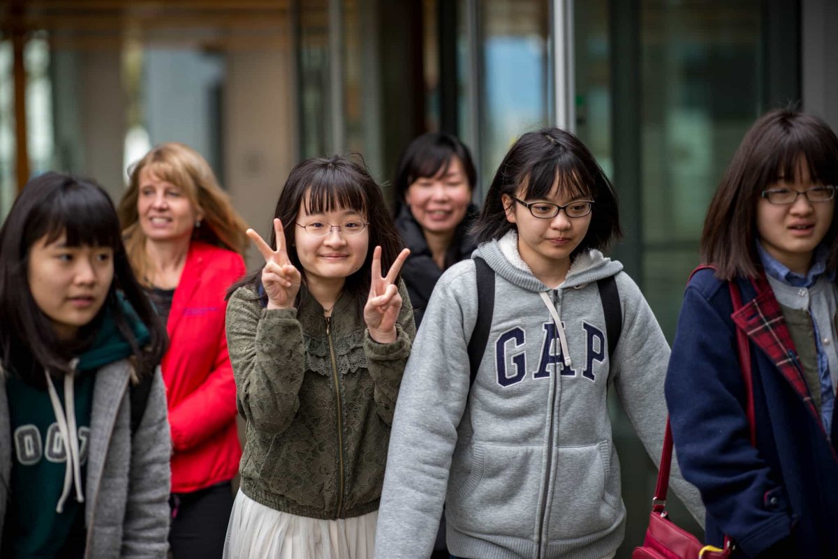 Студентки Японии