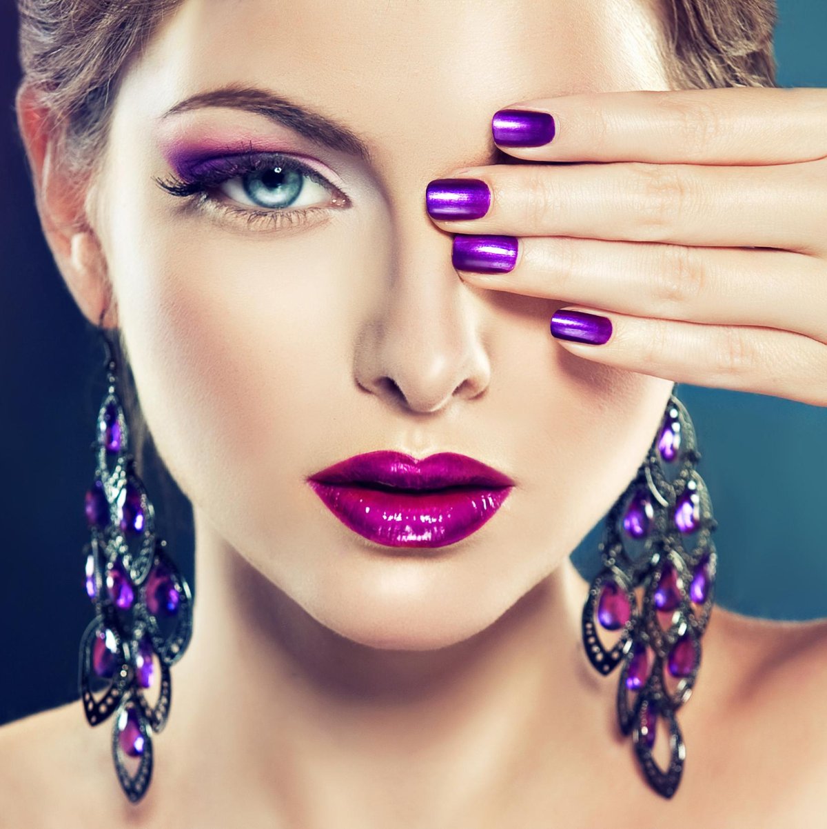 Красивая девушка салон красоты