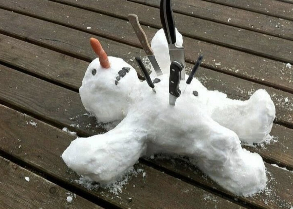 Скамейка зимой