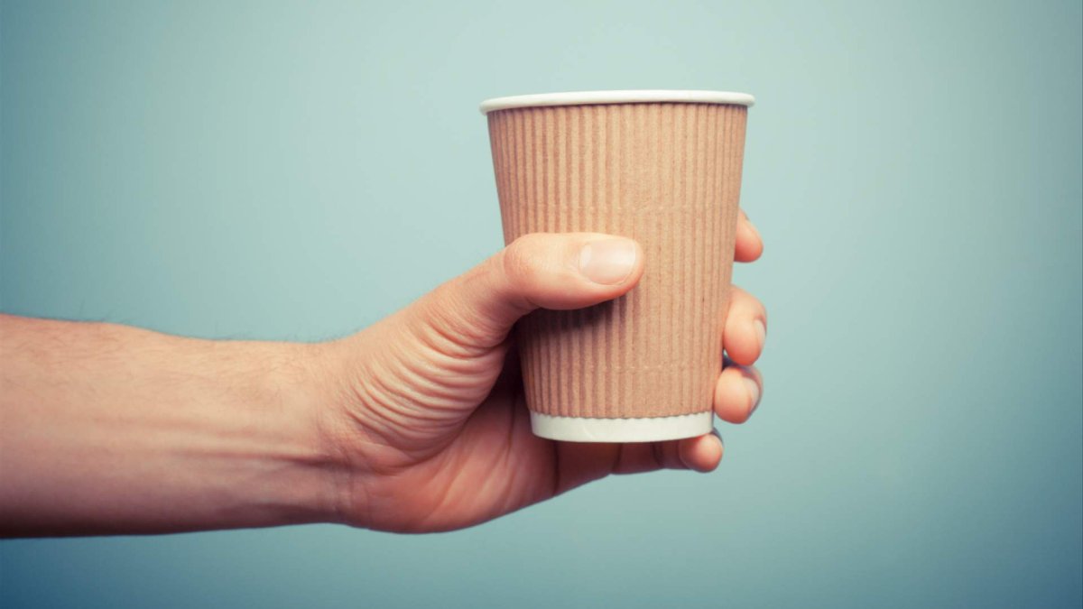 Кофе в руках