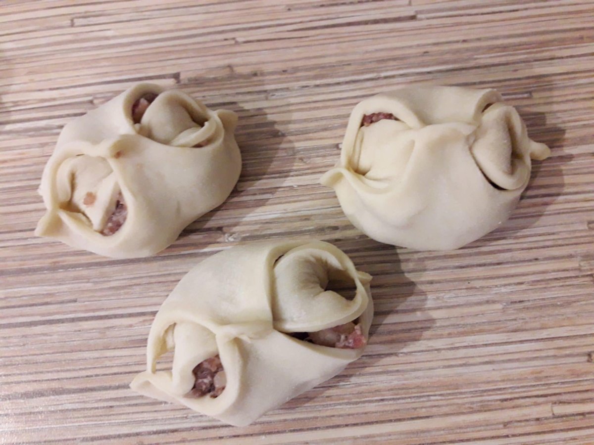 Манты с картошкой и фаршем