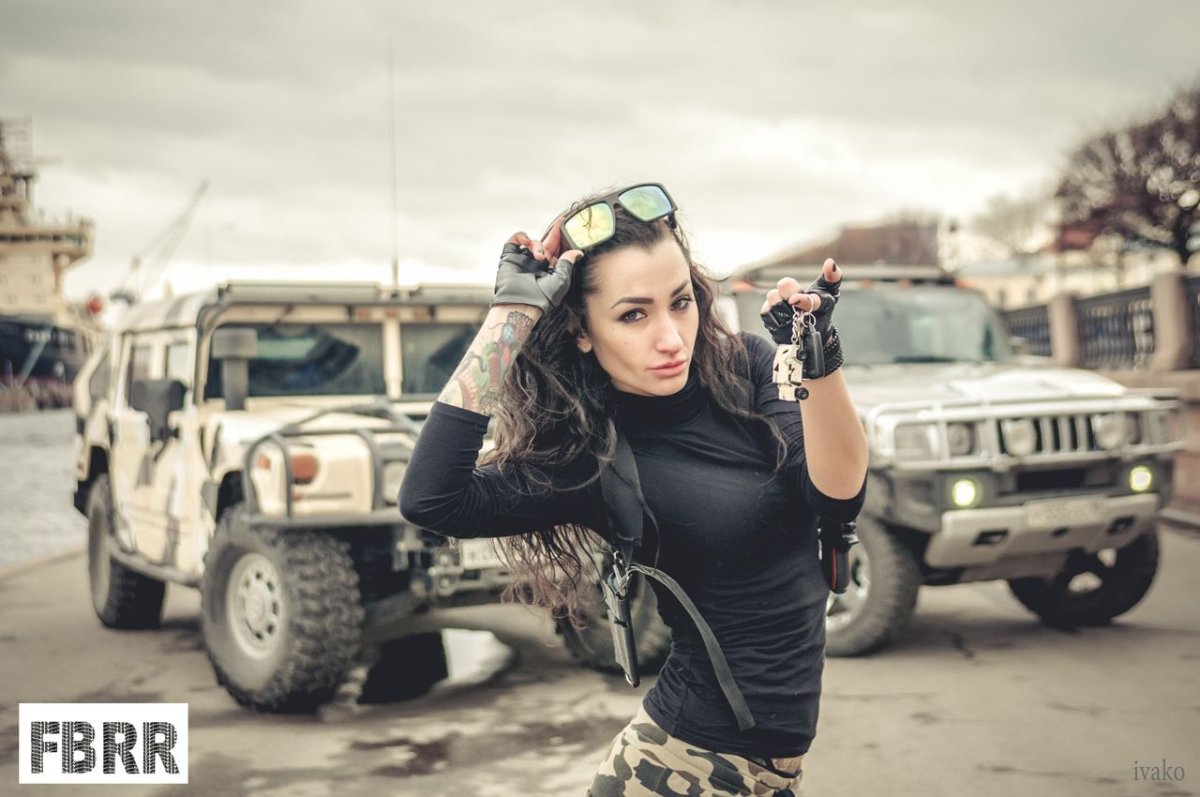 Фотосессия в военном стиле в Дубае